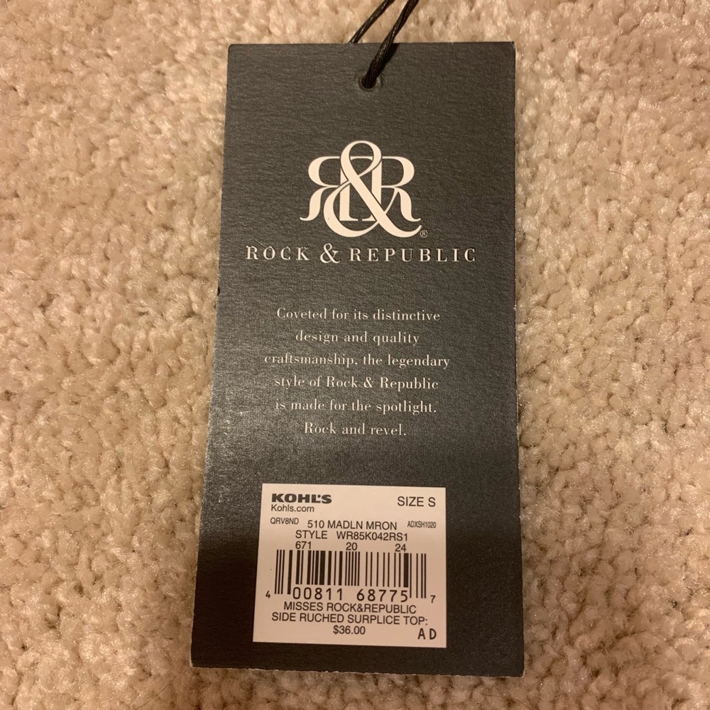 Rock & Republic Surplice Ruched Top - Picture 6 of 6